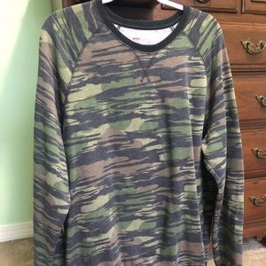 Comfy Long sleeve camo sweater